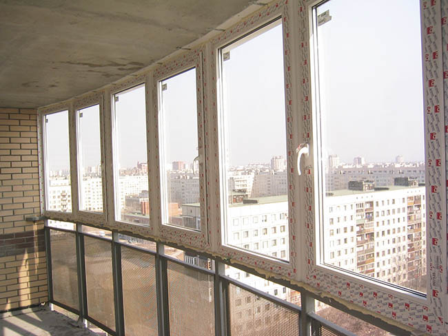 Недорогое остекление общего балкона Наро-Фоминск