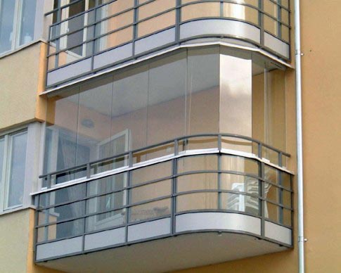 Сплошное безрамное остекление балкона без рам Наро-Фоминск